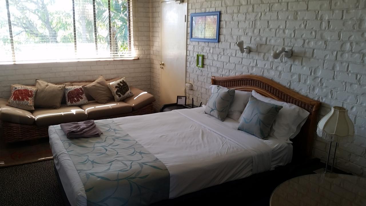 Holland Park Motel Brisbane Bagian luar foto
