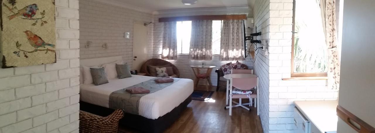 Holland Park Motel Brisbane Bagian luar foto
