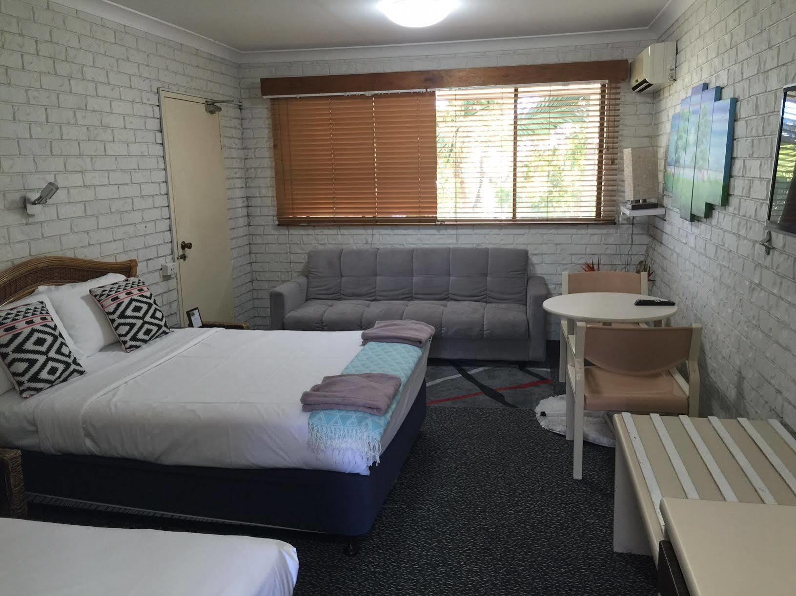 Holland Park Motel Brisbane Bagian luar foto