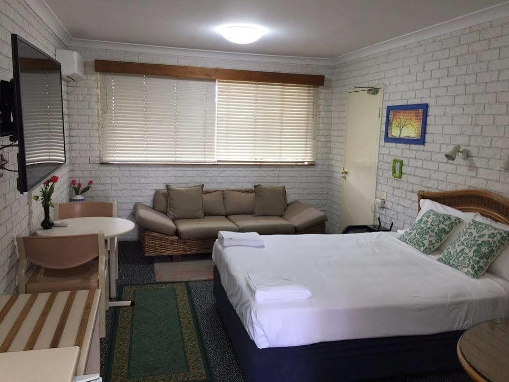 Holland Park Motel Brisbane Bagian luar foto