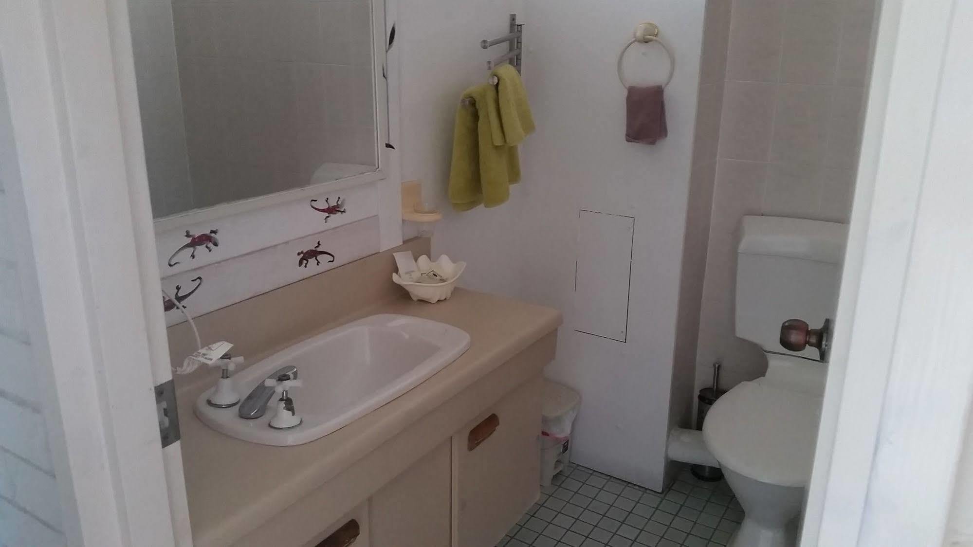 Holland Park Motel Brisbane Bagian luar foto