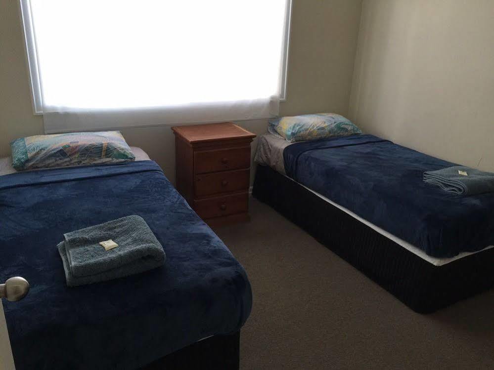 Holland Park Motel Brisbane Bagian luar foto